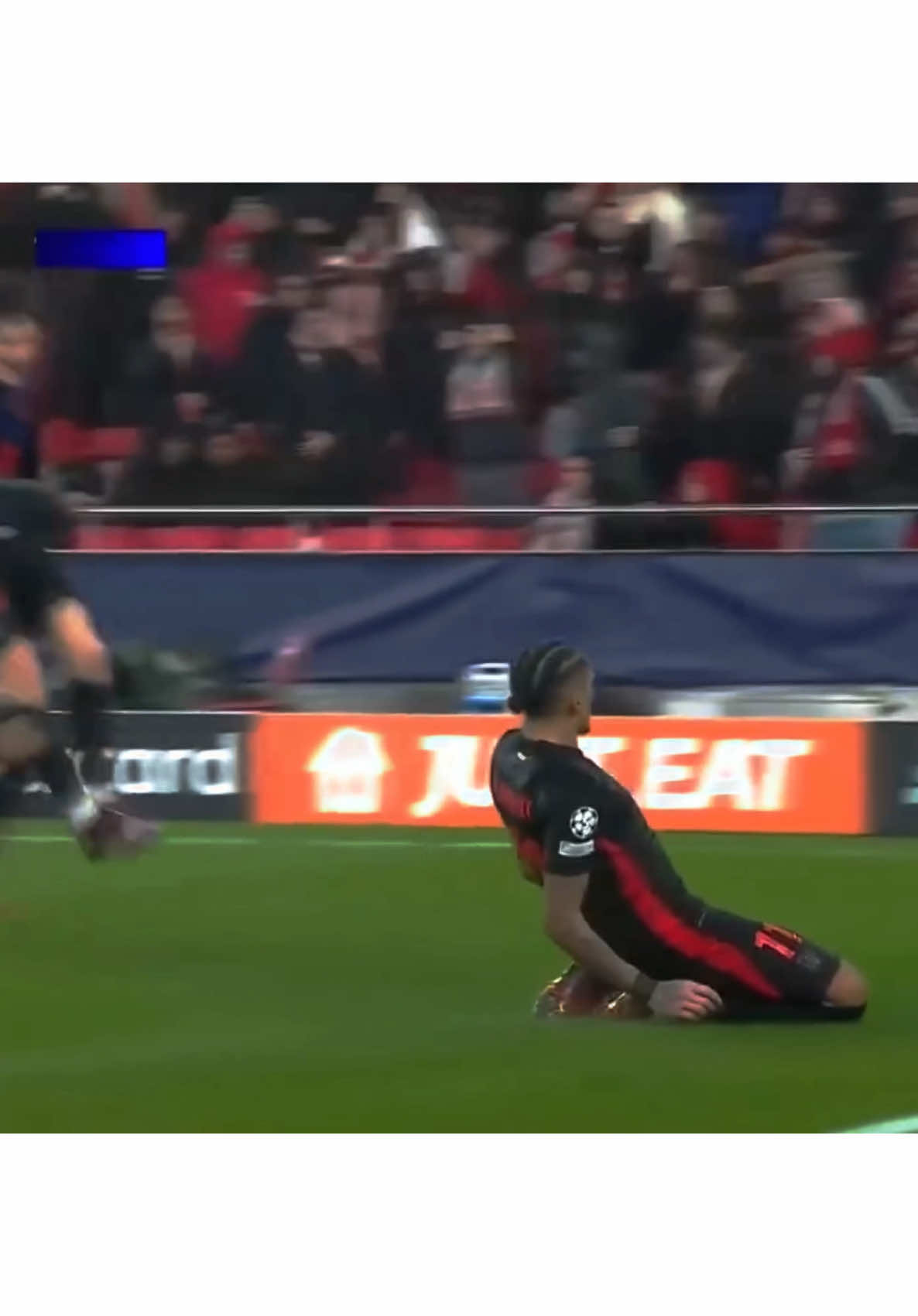 Barcelona vs Benfica  Raphae’s goal in the last minute #barcelona #Soccer #benfica #raphael #barsa #futbol #championsleague #remontada 