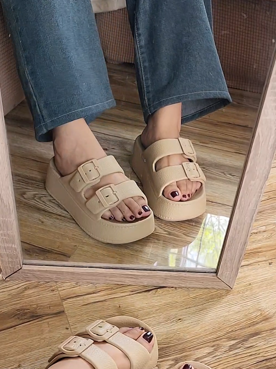 biglang sale eh 😭🤧 #sandals #platformsandals #sandalsforwomen #slippers #fyp 