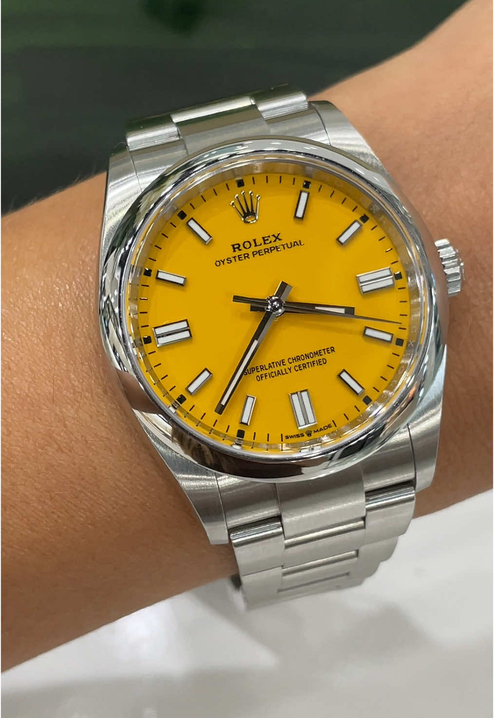 Oyster Perpetual YELLOW 💛 Discontinued Dial #fyp #yellow #op #oysterperpetual #discontinued #viral #rare #collector #sydney #sydneywatches #bondi 