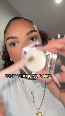 the camera ain’t do it justice 😩💔 but i promise it looks soooo good like literally like fairy dust im obsessed with this thing and it last FOREVER #fyp #lovelanguage #makeup #viral #views @Fenty Beauty 