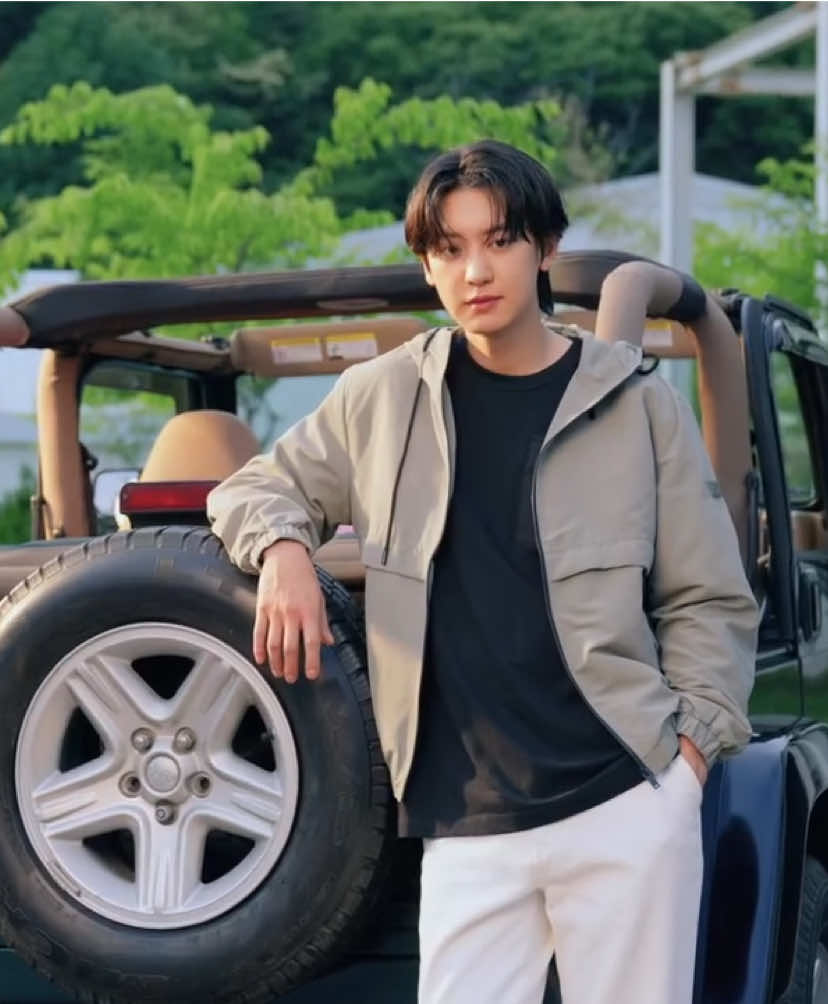 250122 Penshoppe Instagram Update with Chanyeol 🍒  New Season 😍 #CHANYEOL #instagram #update #penshoppe #season #fyp 