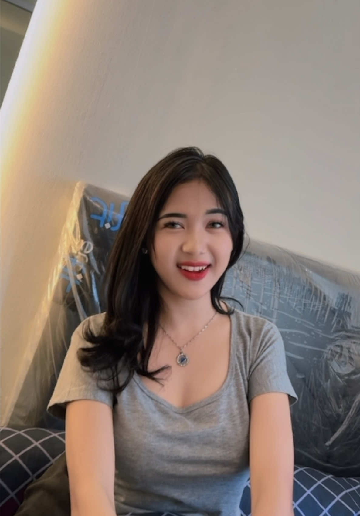 kutukan mantan masih teringat jelas 😋 #bekasi #sewaapartemenmurah #devilagoon 