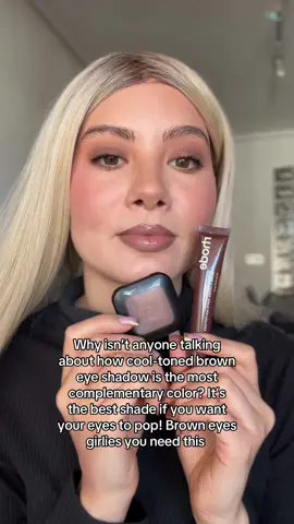 I swear Kiko eye shadow in the shade 32 is the most complimentary eye shadow shade! Brown and blue eyes girlies you need this!! #kiko #kikomilano #kikoeyeshadow #kiko32 #rhode #rhodeespresso #rhodeliptreatment #rhodeliptint #cooltonedmakeup #cooltonedbrown #cooltonedeyeshadow #cooltonedlips 