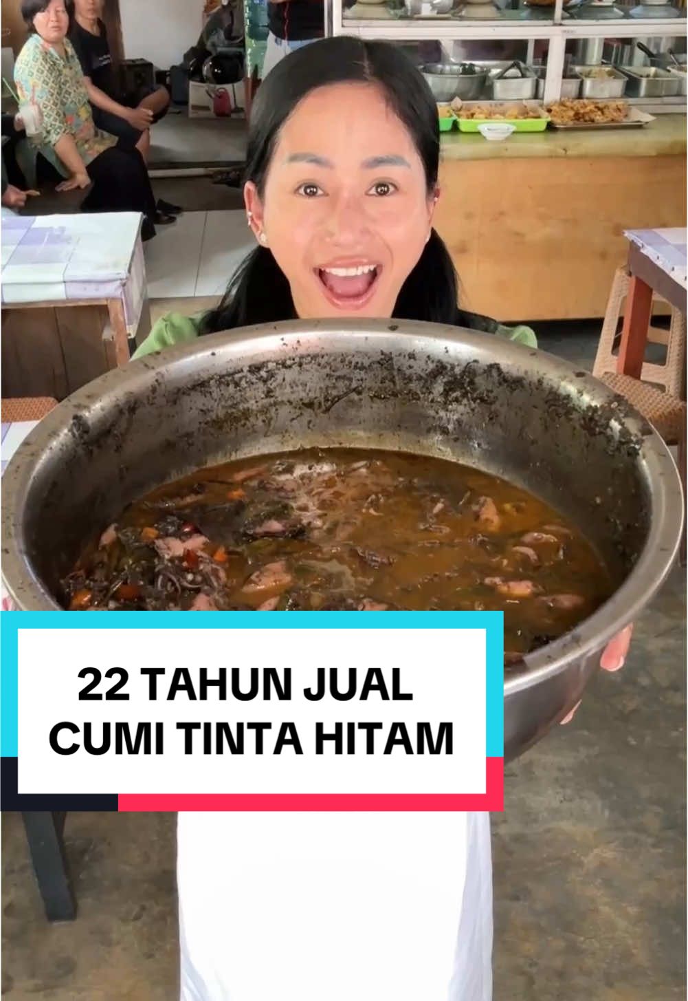 Jual menu yang sama selama 22 tahun.  Warteg Pak Kirno  JI. Perumnas, Condongsari, Ngropoh, Condongcatur, Depok, Sleman Regency, Yogyakarta #faridanurhan #fyp #serunyaditiktok #awurawuremplok #foryourpage #mukbang #yogyakarta 