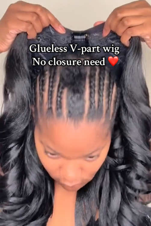 Yaki straight V-part wig blend best with no closure  quick weave install ❤️❤️❤️4C hair get the Yaki straight 👏🏾👏🏾👏🏾#yakistraight#vpartwig#wig#yakihair#4chair#upartwig#hairtransformation #wholesalewigs #wig 