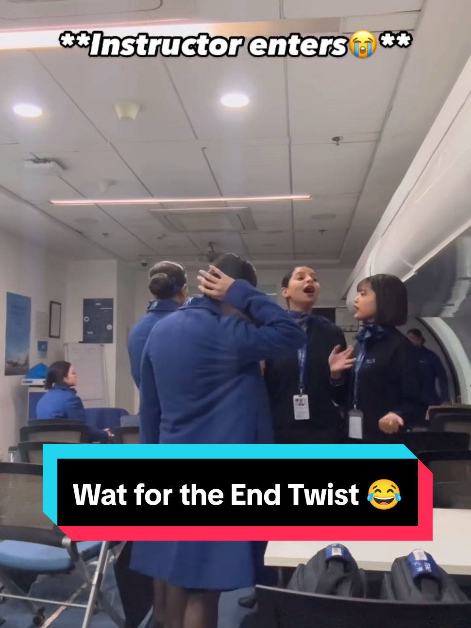 #creatorsearchinsights  funny flight attendant video🤩🤩 this beautiful Indigo Airlines flight attendants . . . . . #flightattendants #flightattendanttraining #indigoairhostess #forever6e #airhostessgirl #cabincrewgraduation #surprisewish #aviationtiktok #aviationworld #avgeek 