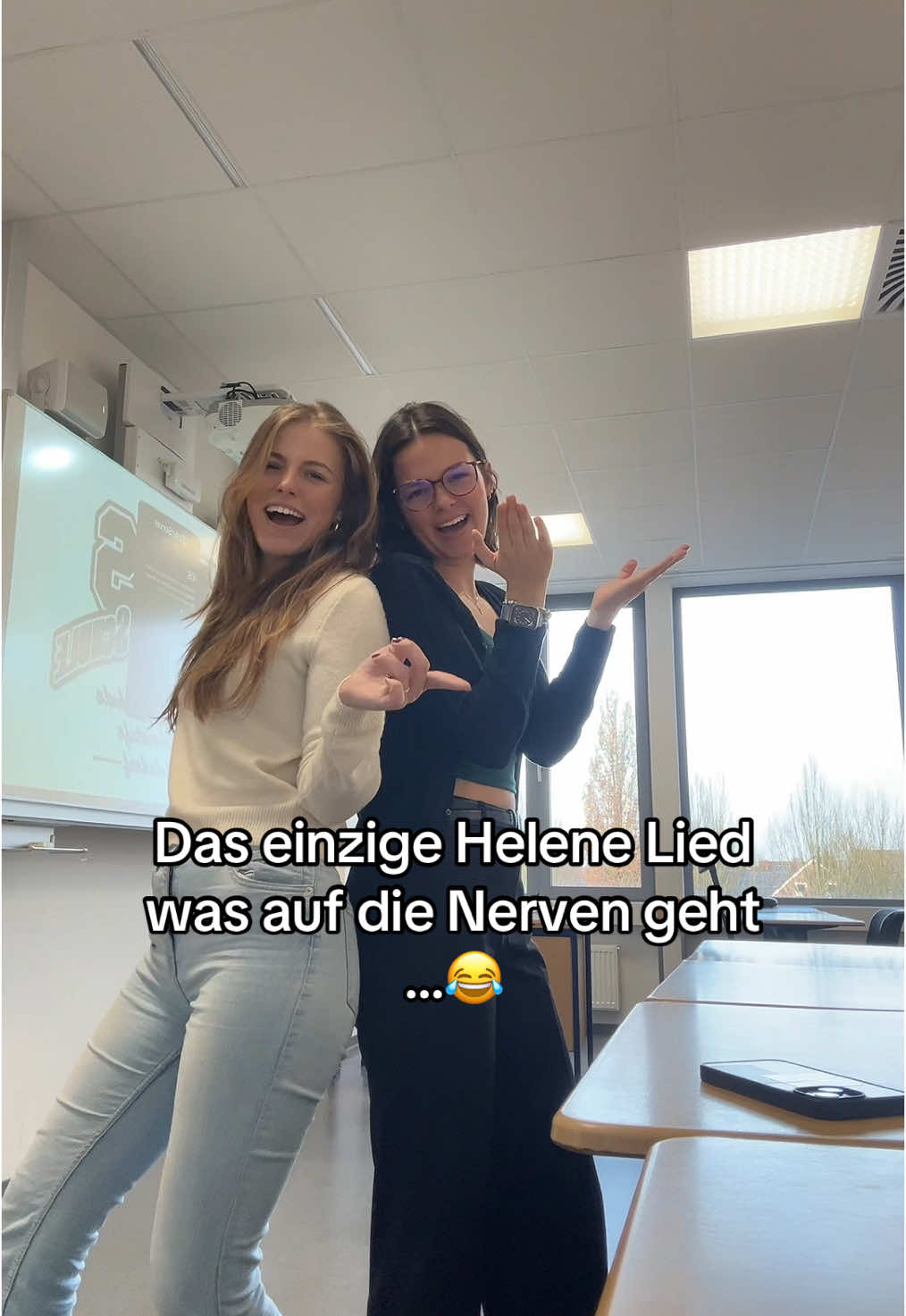 Nicht Ingo und Charlottenburg abroved ☝️🙅🏼‍♀️ @inga_janina #ingoundcharlottenburg #helenefischer #helene #floriansilbereisen #schlager #dietassekaffee #fyp #heleneundflorian #helenefischershow 