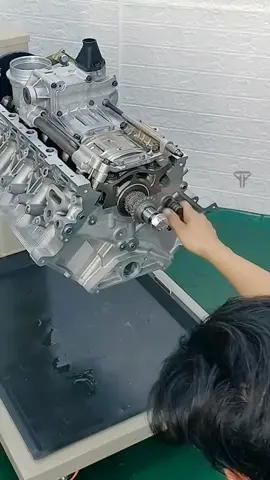 BMW 750 engine assembly#engine #carengine #двигатель #двигательавтомобиля #المحرك #محرك 