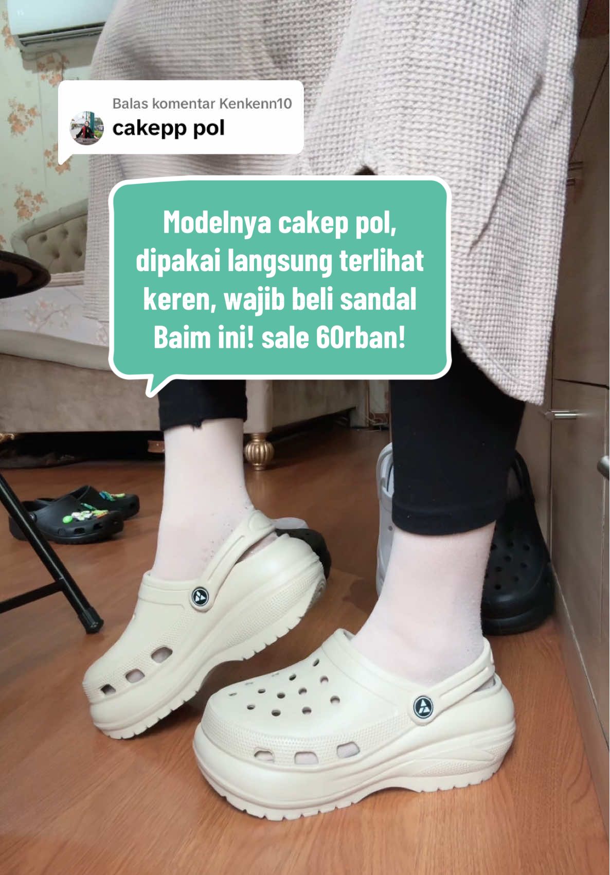 Membalas @Kenkenn10 Cakep Pol sandal Baim ini gak diragukan lagi, modelnya cakep pol, dipakainya nyaman, tinggi sol 7cm bikin kalian auto lebih keren, sandal Baim ini, awet, antislip dan modelnya gak kuno2! Lagi sedekah nih harganya 60rban! Sikatt!! #sandalbaim #sandalfuji #sandalbaimfuji #sandalkodok #sandalclog #cuantanpabatas #gebyarbelanjajanuari 