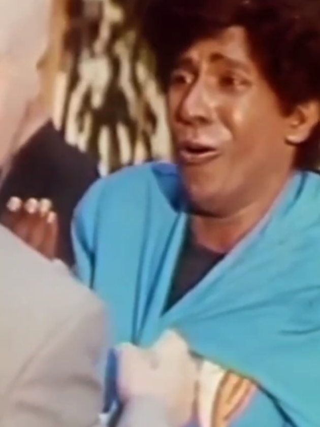 Tamil Movie Comedy Actor Vadivel Funny Comedy Video 🤪🤪🤪🤪 #tamil #comedia #actor #vadivelu #funny #singing #song #vairal_video #vairal_video_tiktok #vairal_video_tiktok_trending #tranding #public #viwes #100000k #tiktokviral #foryo #foryoupage❤️❤️ #fyppppppppppppppppppppppp 
