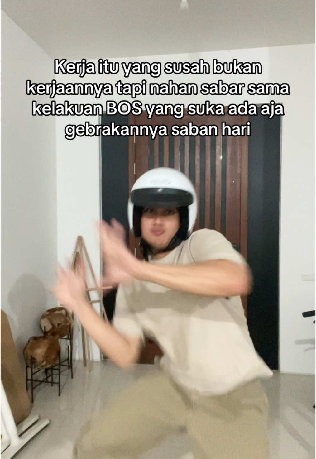 Kerjaan nya enteng! Yang berat batin gw! #fyp 