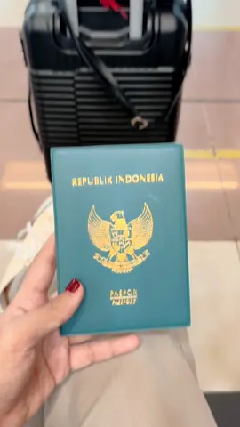 Latepost😩🙏🏻 dah ampir sebulan pula😚🤏🏻 #holidays #kualalumpurmalaysia🇲🇾 #paspor #fyppppppppppppppppppppppp 