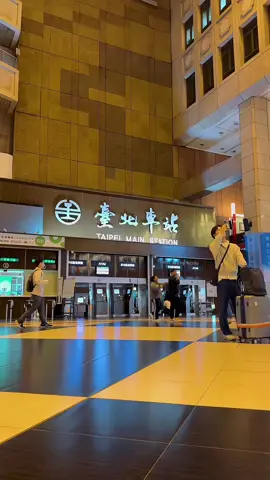 Dia baik,tapi...#story #taipeimainstation #4u #song #taipei #taiwan #fy #taiwan🇹🇼 