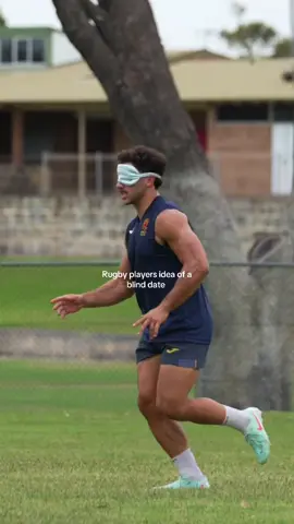 This is not what I meant when I asked for a blind date :/ #HSBCSVNS #HSBCSVNSPER #Rugby7s #rugbyboys #spanishrugby @España Rugby 