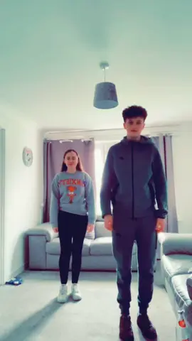 #fypppp#apt#dancing#dance#bestiesforlife#bestiesdance 