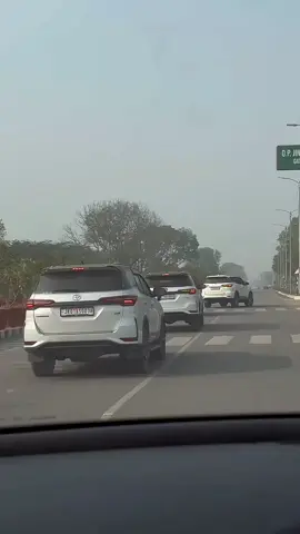 Fortuner 🥀❤️‍🩹 #foryou #caredit #carlovers #fortuner #fortunerlover #fortunerlegender #fortuner_lover #toyotafortuner 