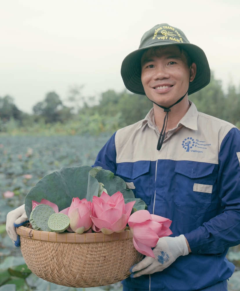 Từ đầm sen Hậu Giang đến sức mạnh phục hồi đa nhiệm #CocoonVietnam #Myphamthuanchay #Vegancosmetic #SenHauGiang 