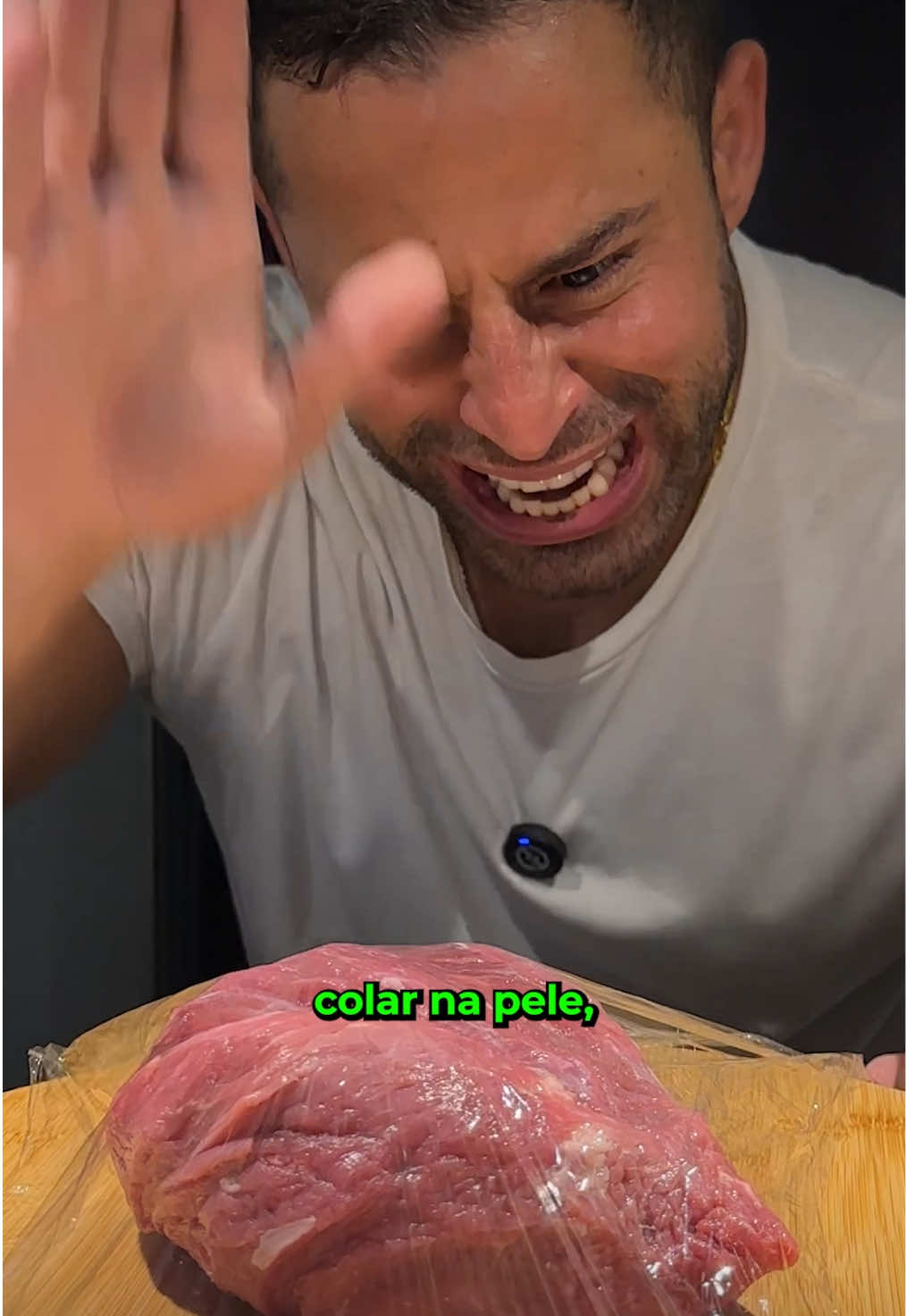 Cortar carboidrato pode ser o motivo pelo qual você tá flácido, e até infeliz 😂 TA AMOR?  Se você quer um corpo atlético e definido, os carboidratos nas quantidades certas pra você podem ser seus maiores aliados.  Quer ficar ficar bonito pelado comendo o que gosta? Só seguir o Nutri das Estrelas.  #nutridasestrelas #nutrição #carboidrato #lowcarb 