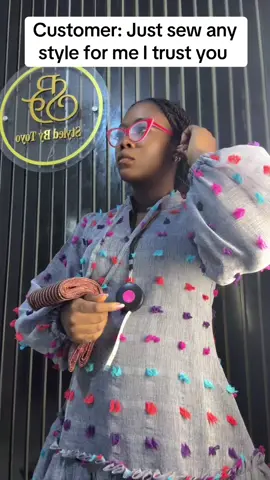 #creatorsearchinsights #outfitinspo #OOTD#styleinspo #fashiontrend #fashiontutorial #viralvideos #trendingvideo #fyp#SmallBusiness #foryou💕💕 #explorepage✨ #fypviral #stylebytoyo #xyzcba #stylehacks #foryouu #viral💕 