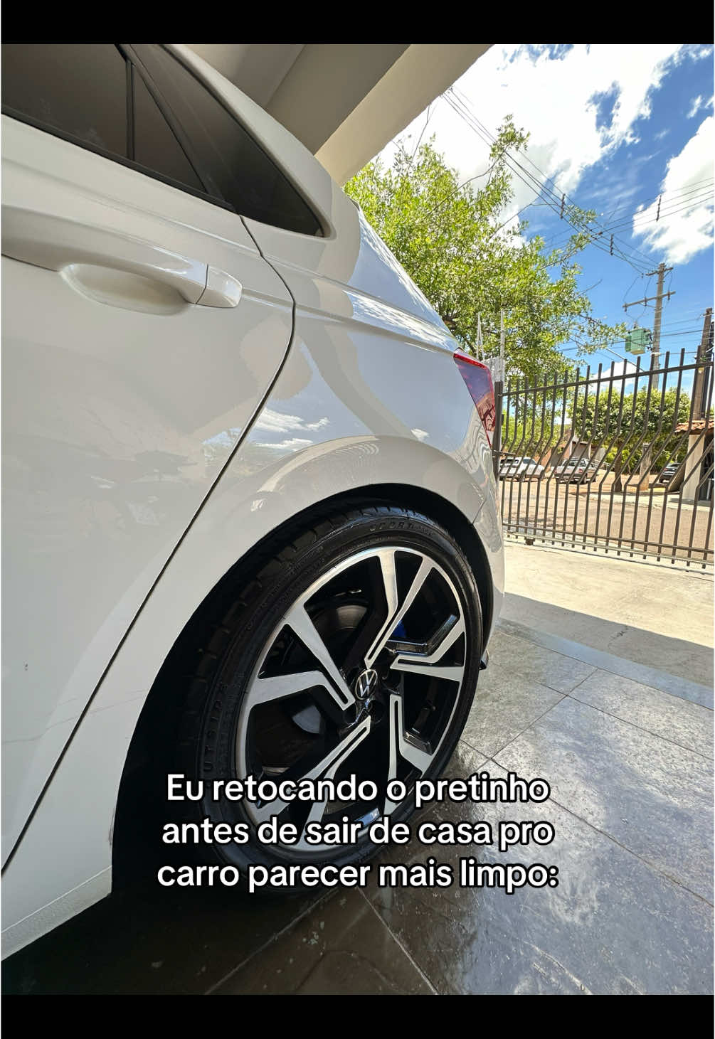 Técnica infalível, shiny é top! #foryoupage #polotsi #fyp #gearhead #volkswagen #vonixx 