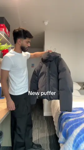 Best black puffer you can buy #pufferjacket #fashion #winterfashion #streetwear #jacket #CapCut #puffercoat #mensjacket 