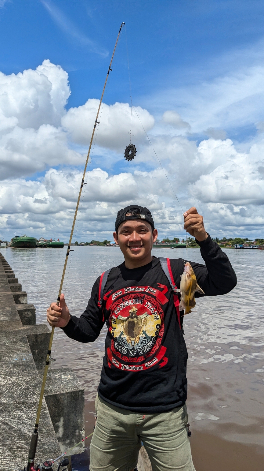 menggunakan cacing nipah#pontianak #mancingmania 