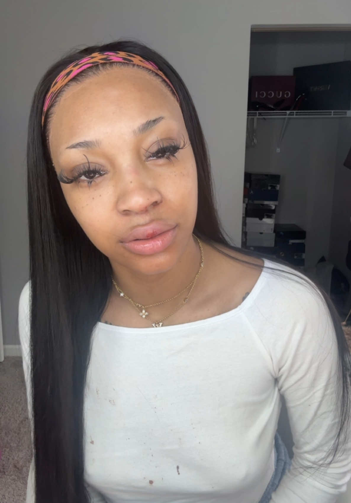 Sorry they wanted makeup and an outfit but I’m going through enough hair @uprettyhairofficial link in bio  