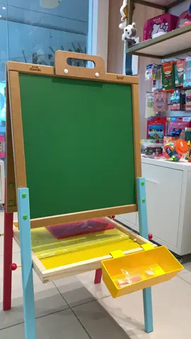 “🔥 Transforme a aprendizagem em diversão! 🔥 Nossa Lousa Magnética Portátil com 59 peças é perfeita para estimular a criatividade e o desenvolvimento infantil. 🧩✏️ Ideal para desenhar, escrever e brincar em qualquer lugar! 🏡🚗    ⁣⁣ ⁣⁣ 📦 Inclui letras, números e formas magnéticas! 📚 Estimula a alfabetização e o raciocínio lógico 🛒 Garanta a sua agora e proporcione horas de aprendizado interativo! #LousaMagnética #AprendizadoDivertido #BrinquedoEducativo #CriatividadeInfantil”  #Papelaria #EstudoComEstilo” #PiecePaper” #papelaria #papelariaonline #papelarialovers #papelariamanaus 