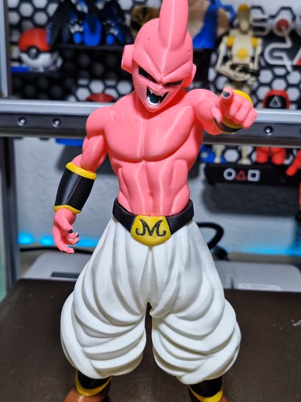 Impresion 3d multicolor a 7 colores por partes,en total 23cm. #dragonball #boladedragon #kidbuu #impresion3d #impresora3d #3dprinting #3dprint #3d #bambulaba1 #bambulaba1combo #bambulab #filamento3d 
