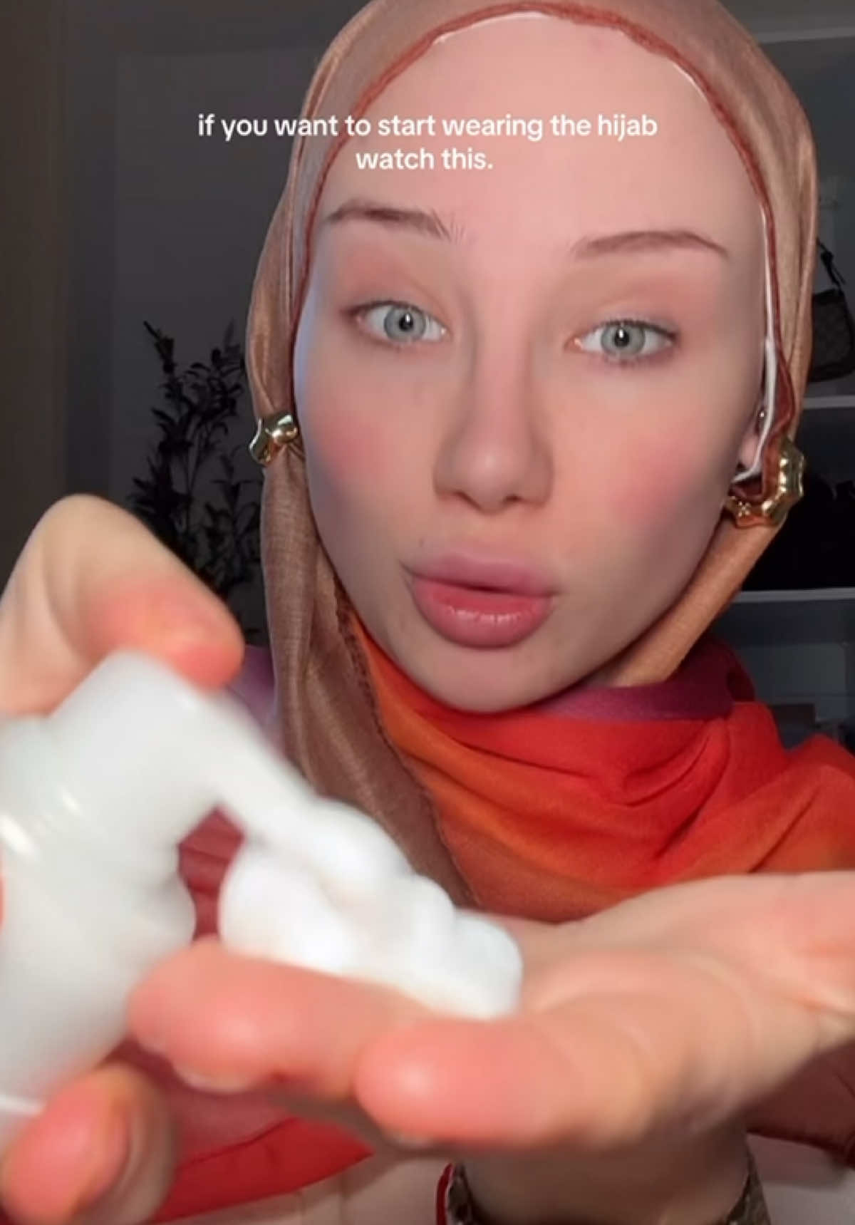 Tag a sister who needs to hear this 🌼 #hijabi #revert #revertmuslim #hijabjourney 