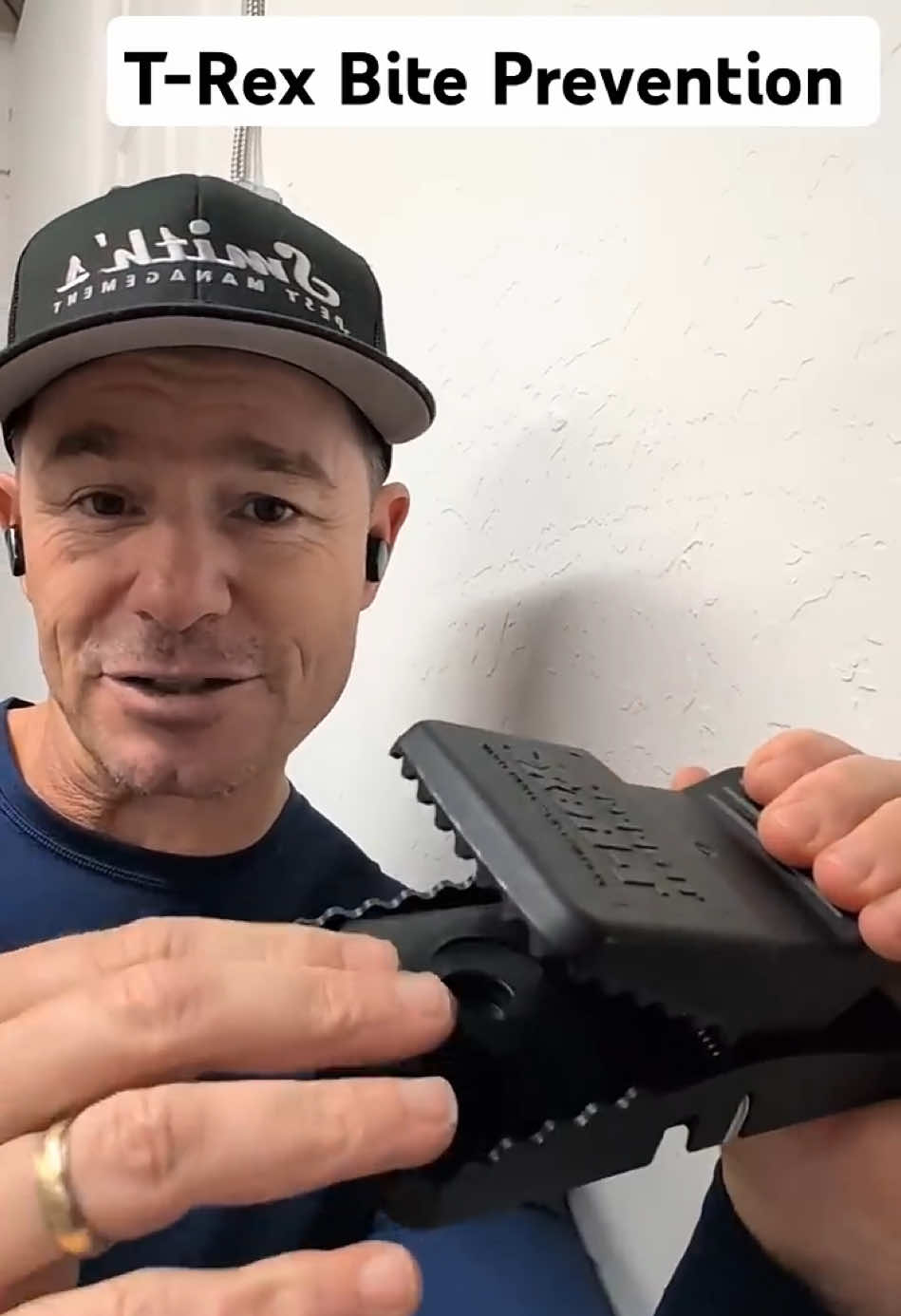 T-Rex Rat Trap Baiting Tip! #rattrap #trex #trextrapping #ratcontrol #ratbait #rats 