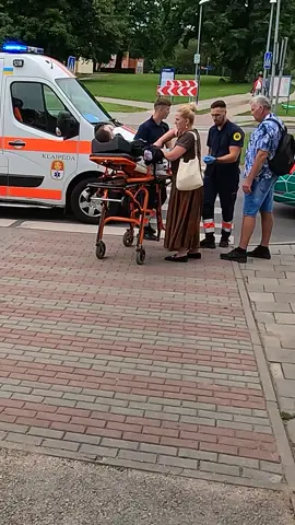🚑⚠️ Emergency in Action! Man on Stretcher Rushed to Safety! #ambulance #emergency #rescue #safety #stretcher #intense #criticalmoment #lifesaving #drama #viralmoment