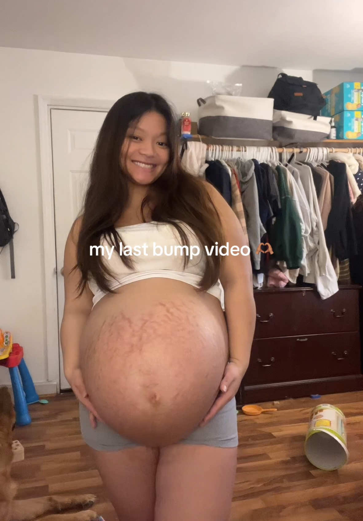 #pregnantbellybump#preggo #pregnantbelly #pregnantbellyrub #pregnantbellydancer #pregnant #pregnantteen #teenpregnancy #teenpregnant #teenmom #mom #foryou #viral #mother #39weeks #39weekspregnant #belly 