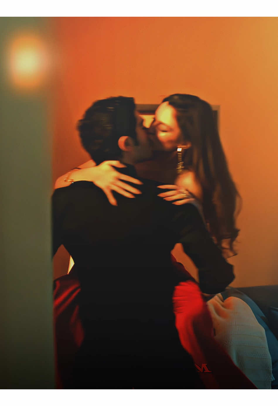 too graceful scene not to do another edit🤧✨ | cc, quality on payhip! #birgecemasali #birgecemasaliedit #mahcan #mahircanfeza #mahiryilmaz #canfezakilimci #burakdeniz #suburcuyazgıcoşkun #ночнаясказка #махирджанфеза #махирйылмаз #turkishseries #hercaairm @Bir Gece Masalı 