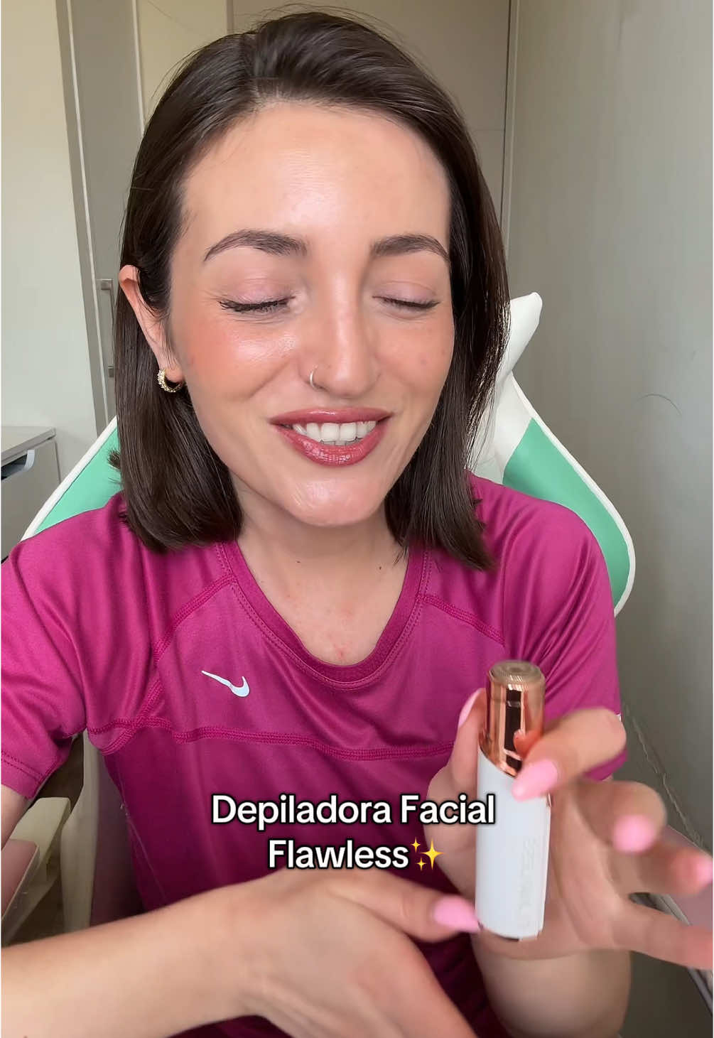Cómo te explico que el Skincare y Maquillaje queda 😮‍💨✨  De verdad que antes mi piel quedaba mal por él dermaplaning y esta Depiladora dió un giro uffff 🙈💕 Depiladora facial Flawless, está disponible en www.a3d.cl y el código: a3denvio-tk suma envío gratis. #depilación #facial #dermaplaning #paratiiiiiiiiiiiiiiiiiiiiiiiiiiiiiii #paratiiii #fypシ゚viral #foryou #girls #tipsforgirls #coniluceroestilista #tik_tok #hair #pelo #SkinCare #paratitiktok #belleza #beauty #GlowUp 