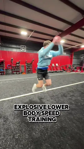 Explosiveness is the game changer! 🏈⚾ If you want to dominate your sport, lower body power and speed mechanics aren’t optional—they’re mandatory. Today’s focus was all about building the kind of explosiveness that separates good athletes from GREAT ones. ➡️ Plyometrics: High-intensity movements to develop speed and reactive power. ➡️ Med Ball Throws: Generating force and transferring power efficiently. ➡️ Strength Finisher: Wrapped it up with lifting to lock in full-body power and reinforce explosiveness. Lucas is a dual-sport athlete competing in football and baseball, where explosiveness makes all the difference. Whether it’s driving off the line on the football field or generating power for a quick steal in baseball, this type of training is directly elevating his game. Working with Dave, Lucas is refining his speed, power, and mechanics to stay ahead of the competition. We don’t just train athletes, we transform them. If you’re serious about taking your performance to the next level, DM us now and let’s get to work. 🔥 - #Fitness4All #OTA #OvertimeAthletes #Perrysburg #Toledo #Ohio #NorthwestOhio #AthleteTraining #AthleticTraining #PerformanceTraining #StrengthAndConditioning #TrainLikeAnAthlete #EliteTraining #football #footballtraining #footballspeedtraining #speedtraining #runningspeed 