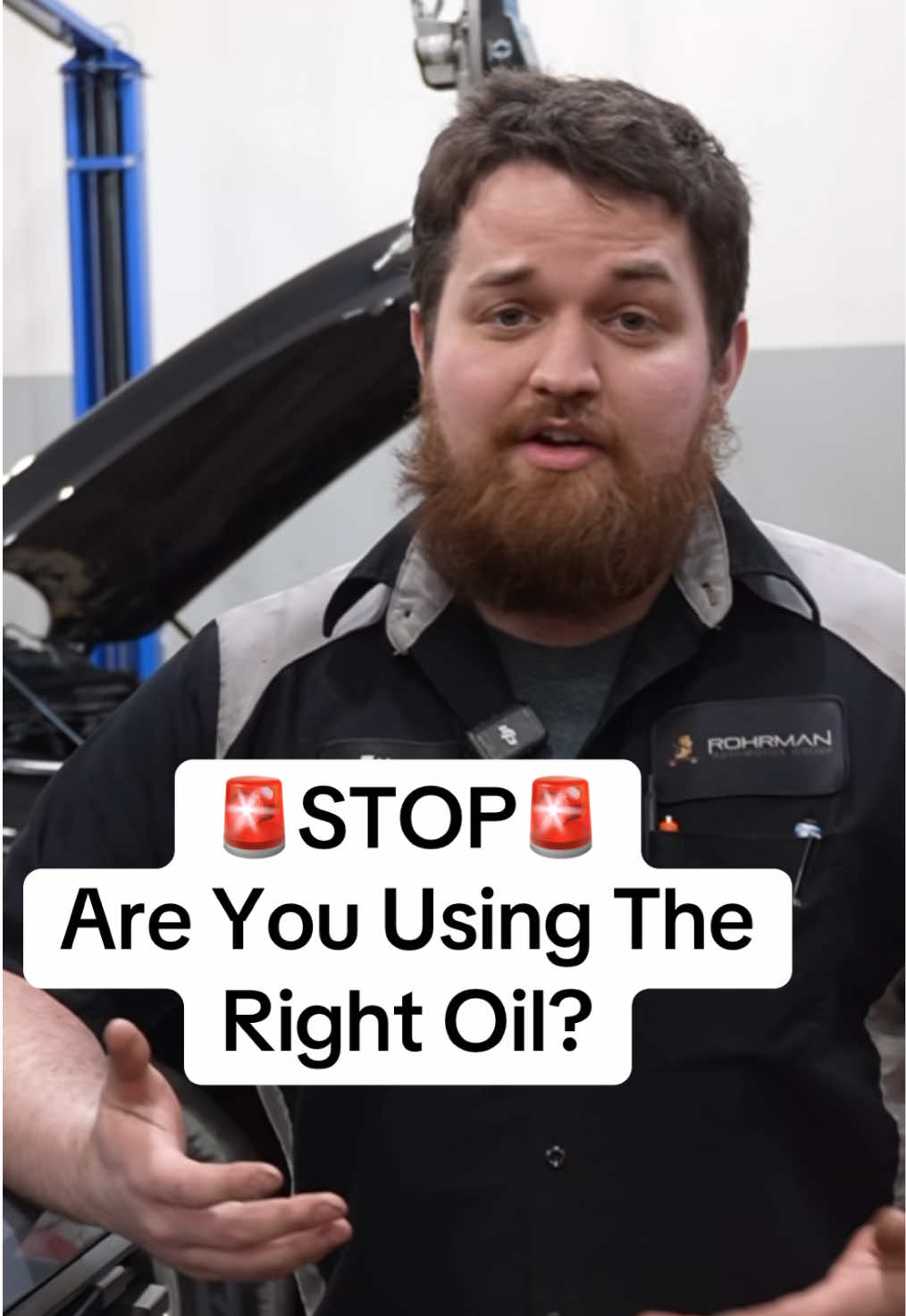 🛢️Are you using the right oil on your car?🚙 #carbuying #mechanicsoftiktok 