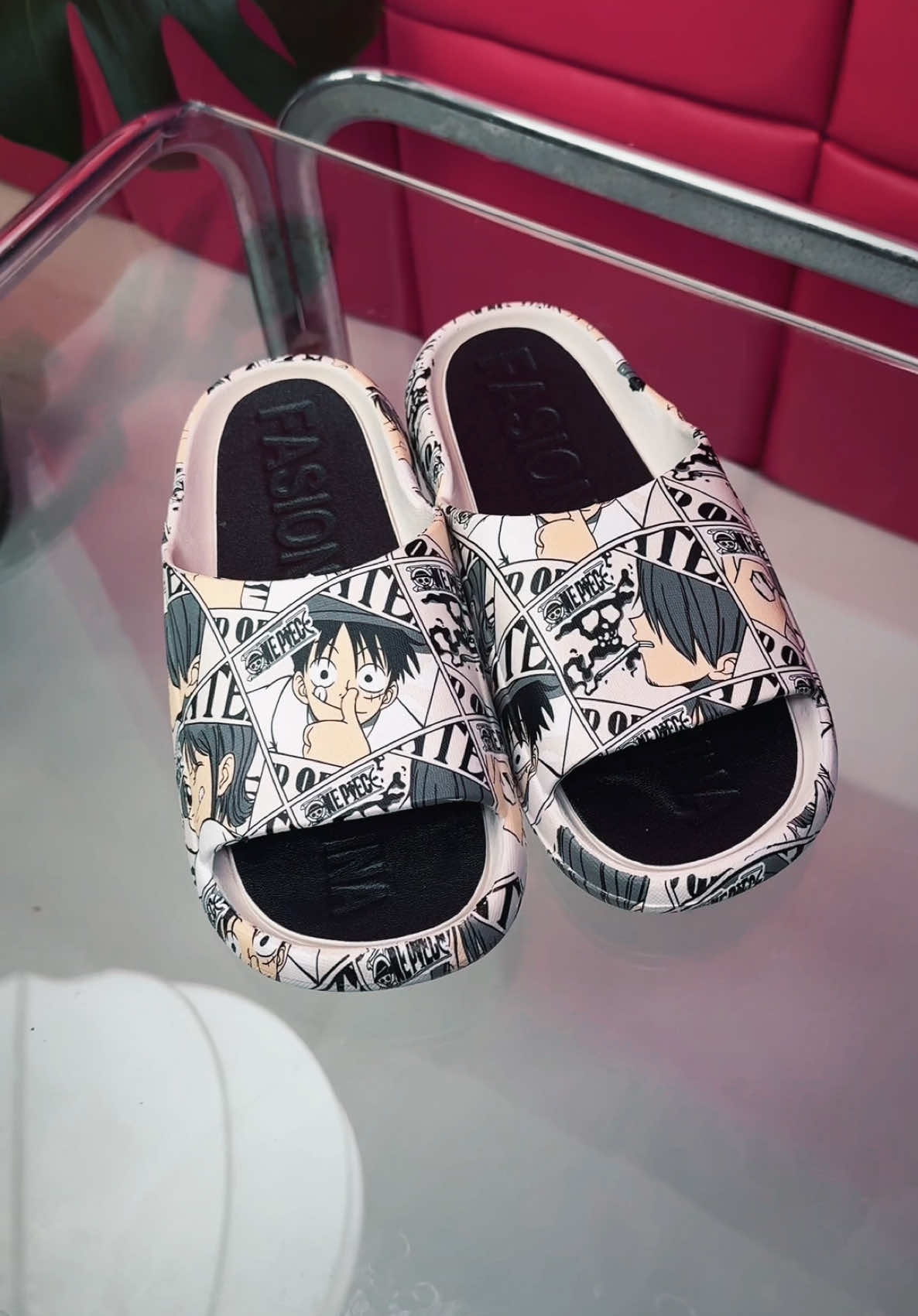 sandal ONEPIECE full printing, jangan sampai nakama tau sandal ini 😁 !!!