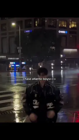 Las vibes >>> #chaseatlantic #lyricsvideo #fypシ #viral #chaseatlanticboy #song #lyrics 