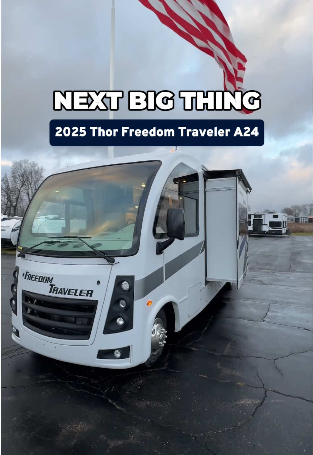 not me falling in love with an rv 😍 #rvtiktok #rvlife #rvtok #rvtour @Thor Motor Coach 