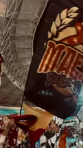 Maestri dell tribune🇯🇲🔥 #ultras_lemkachkhines #taraji #curva_sud #curva  #esperance_sportive_du_tunise #curvasud #tunisia🇹🇳 #fyp #explore #trendy #ultras 