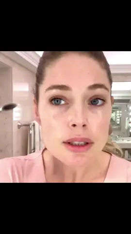 Doutzen Kroes Supermodel’s Makeup Tutorial #tutorialmakeup#doutzenkroes#model#makeuptutorial#makeup#tutorial#grwm#vogue 