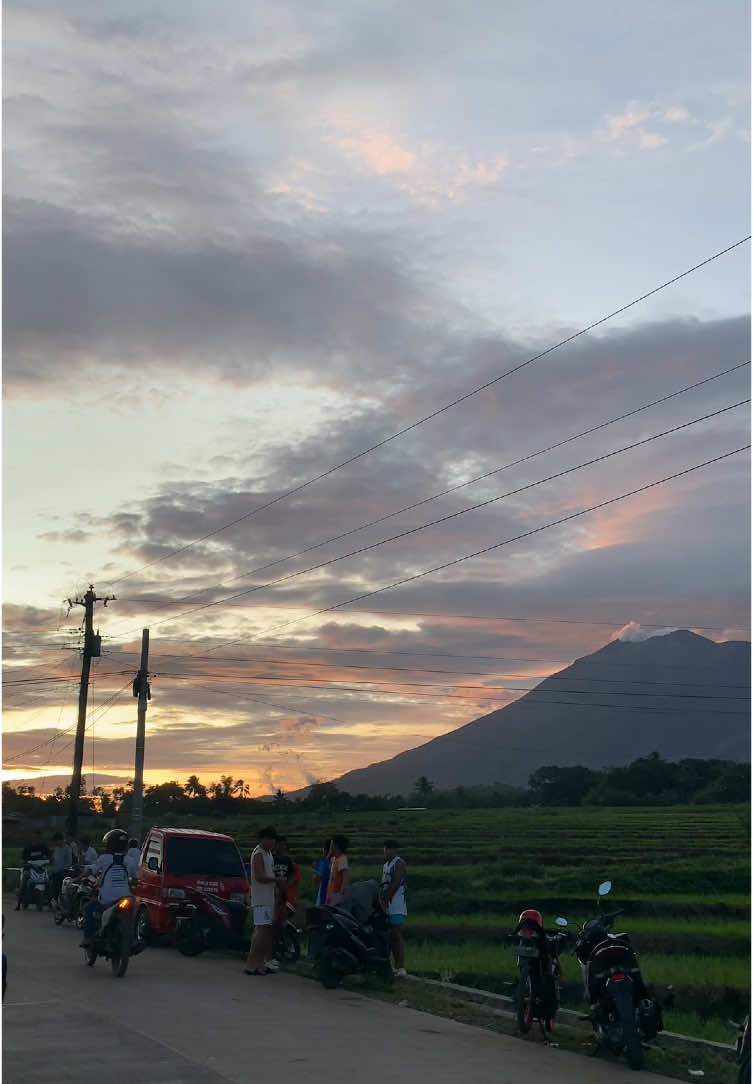 SUNSET VIEW IN CANLAON ✨ #sunset #canlaon #canlaoncity #sunsetlover #nature #fyp #foryou #foryoupage 
