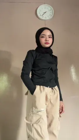 Kain dia tebal x nipis memang cantik 🫶🏼💗  #seluarcargo #cargo #pants #cargopants #seluarmurah #seluarviral #fyppppppppppppppppppppppp #fyp #viral 