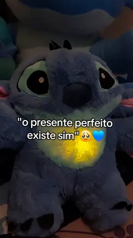 aaaa eu ganhei o stitch que respira 🥹 O presente perfeito existe sim, e eu posso provar 🥹 #stitch #ursinhoquerespira💗 #azul #presenteperfeito #ursinho  #pelúcias 