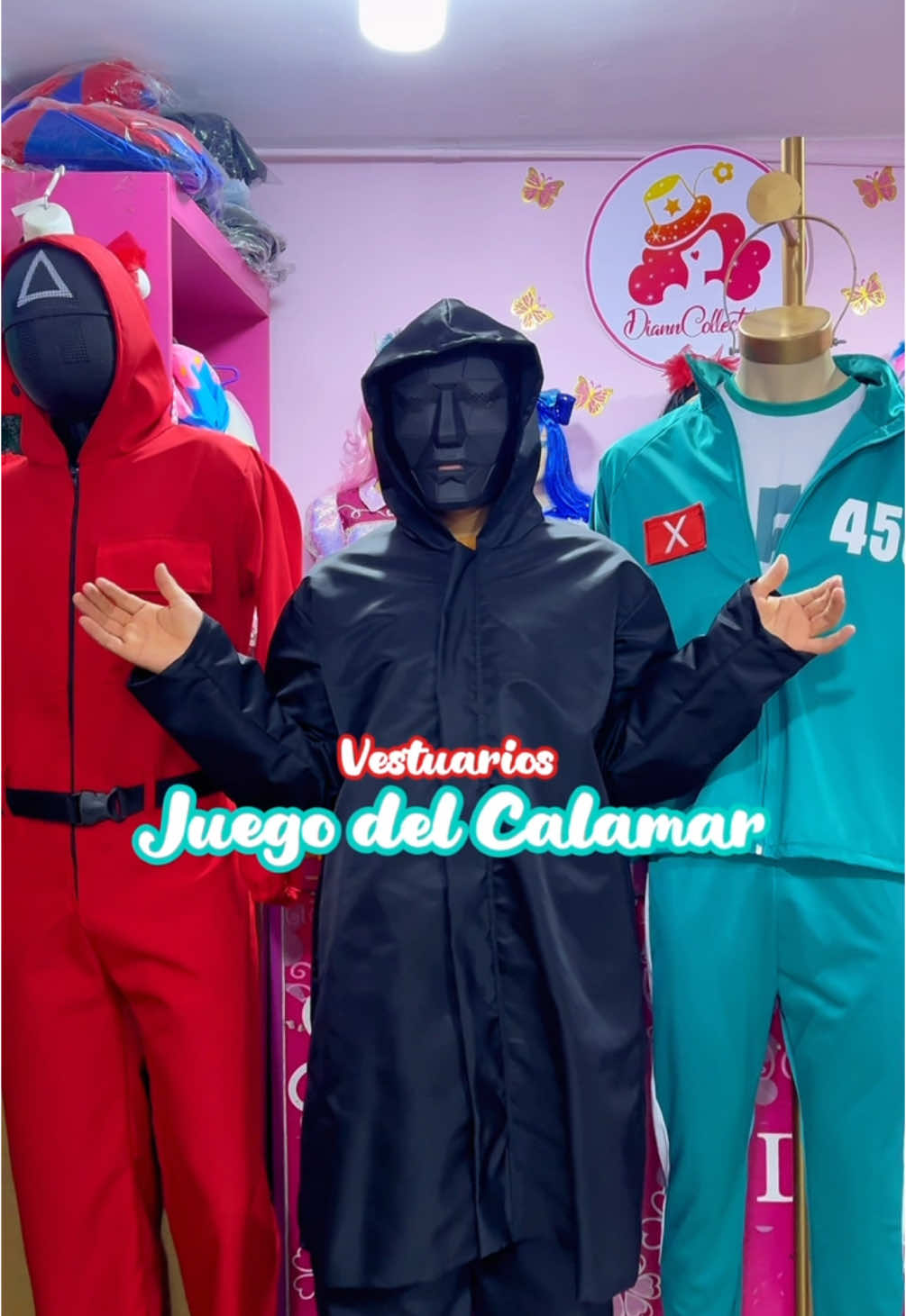 Juego del calamar 🦑 Ya conoces la nueva tendencia que no debe faltar en tus shows ? Te mostramos los 3 vestuarios  Guardia 🔼⏹️⏺️ Jugador 🗣️ Jefe 🫡 Realizamos envíos a todo el Perú y el mundo ! 🌎  #dianncollecction #gamarra #animadores #animadorainfantil #humor #jugadora120 #squidgame #lima #peru🇵🇪 #gamarrafashion #squidgameedit #netflixseries 