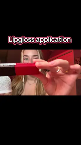 💋 #asmr #makeup #lipglossapplication #kiss #mouthsounds #insomnia #tingles 