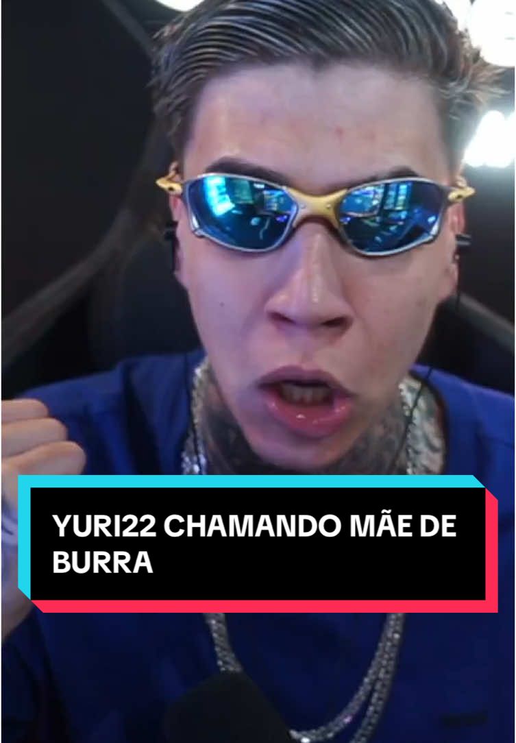 Yuri se estressa com chat falando da sua mae #valdirenegostosa #yuuri22 #goti #yuri22