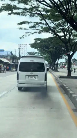 Dieselingkuhin💨💨💨#diesel2kd #hiace #diesel #cumicumidarat #hiaceindonesia #dieselgang