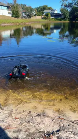 This RC bait boat is super cool! 🔥 Get ready for @temu deals! Big gift packages for you! 👉Stock is limited, first come first served! 🔍【dwz3856 】on Temu app to get the lightening deal! 🆓Free shipping on items shipped from Temu  #Temulookbook #temubaes #temustyle #temu #temufinds #shoptemu #Fish #fishing #fyp #tarpon #snook #tampa #florida #813 #swfl #saltwater #freshwater #canal #pond #pondfishing #hunting #photography #redfish #snookfishing #inshorefishing 